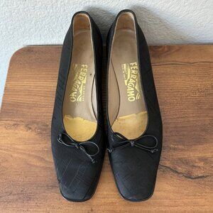 Salvatore Ferragamo Plaid Fabric Bow Square Toe Low Heel Pumps Black 7.5 B